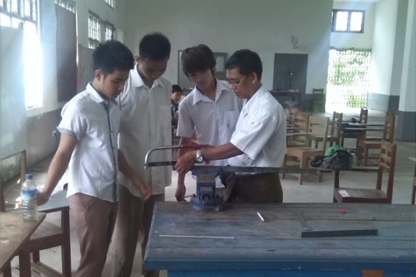 2013-14-workshop-technology-depatment-student-project48520812-4E85-1096-F8FB-6DC82E2F30E7.jpg